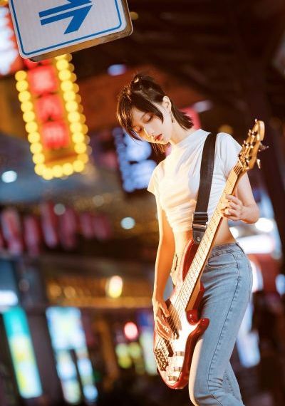 动漫美女操