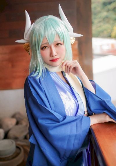 珠帘玉幕赵露思