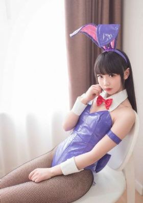 丝袜玉足小说